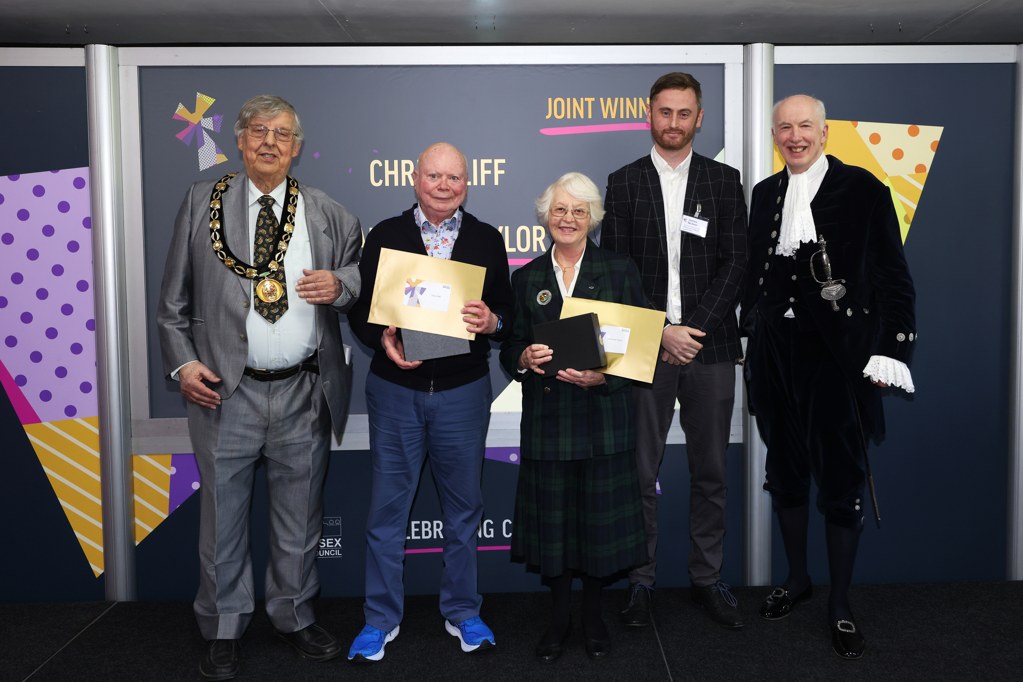 Mid Sussex Applauds - Photo Gallery - Mid Sussex Applauds